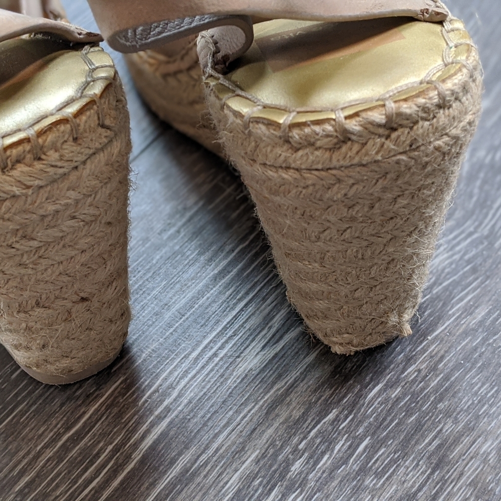 Dolce Vita Wedges - Picture 6 of 7
